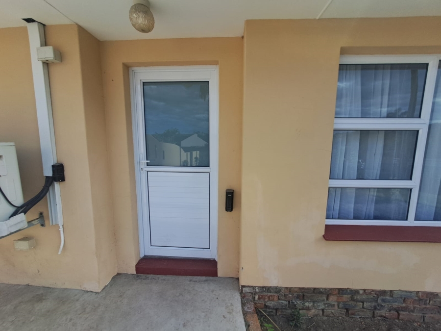 5 Bedroom Property for Sale in Beacon Bay North Eastern Cape